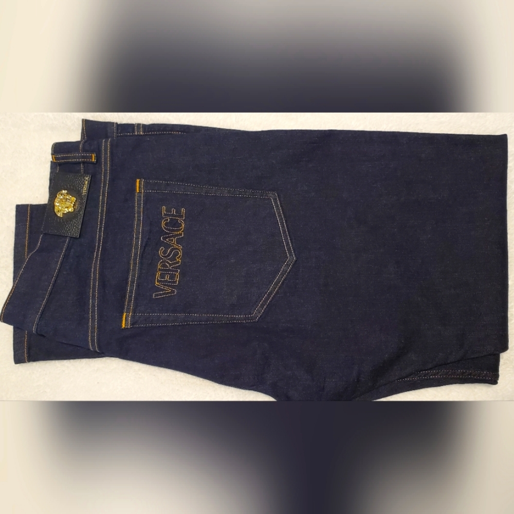 COPY - 2024 Brand New! VERSACE Dark Denim straight legged Stretch  Jeans w/Gold…